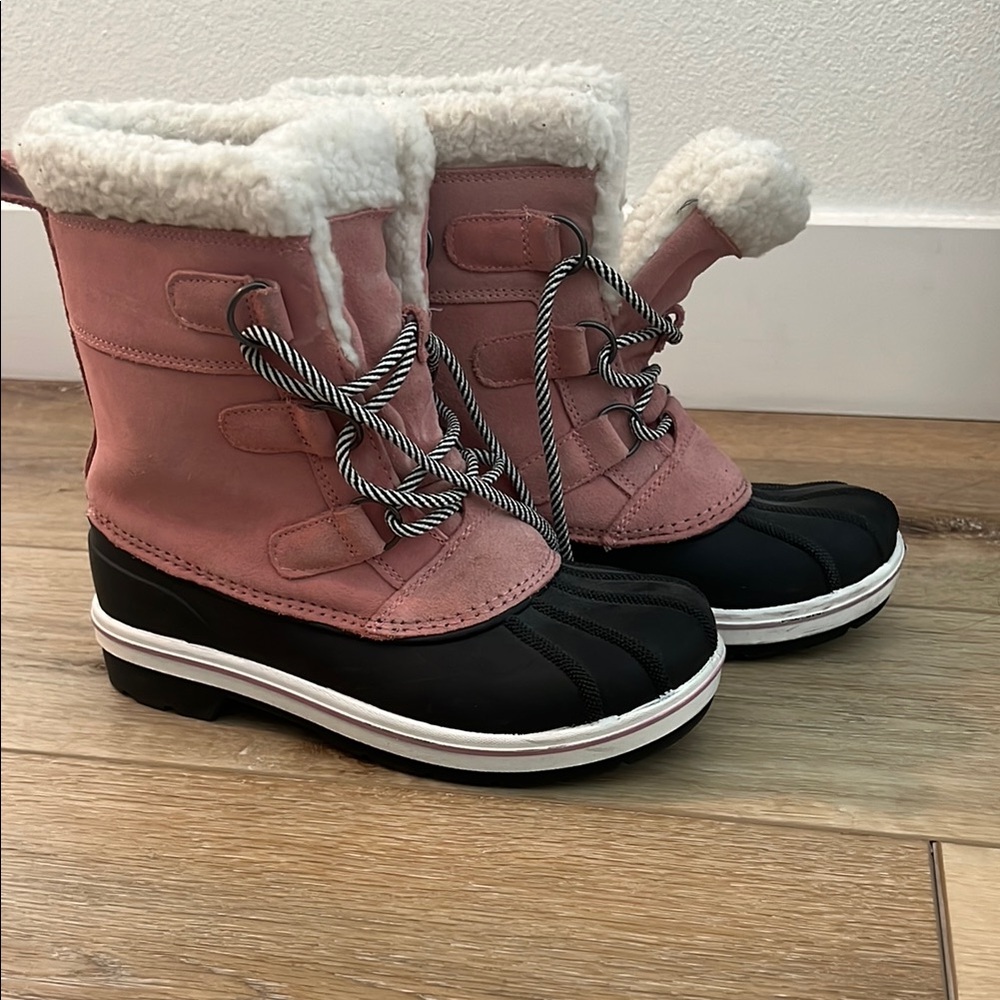Girls Pink and Black Winter Boots